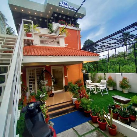 Adams Cottage Kochi Buitenkant foto
