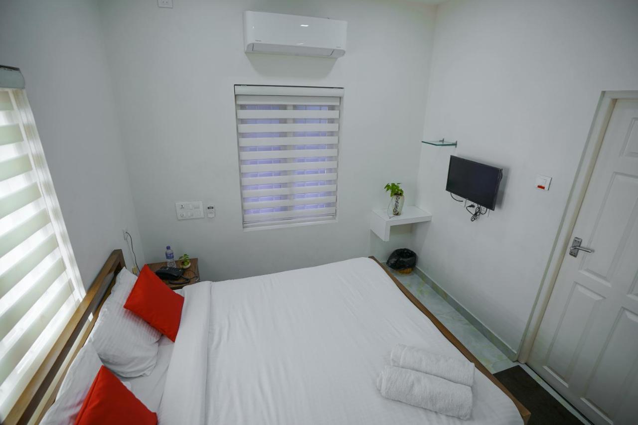 Adams Cottage Kochi Buitenkant foto