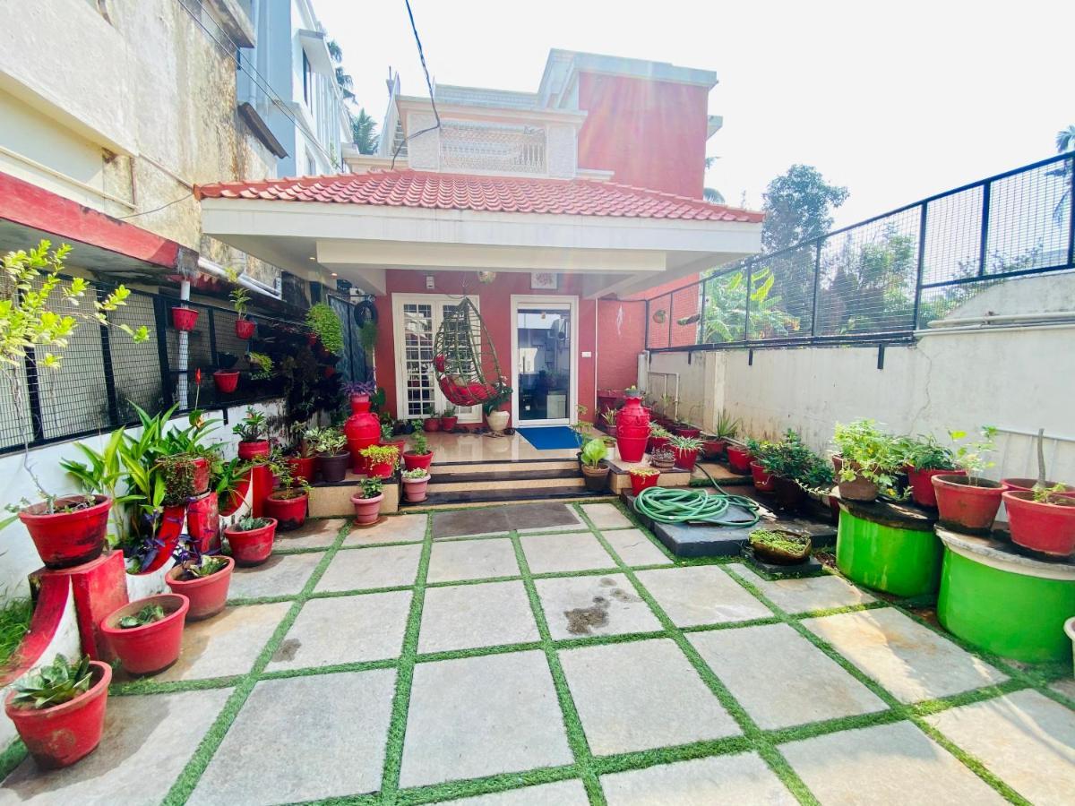 Adams Cottage Kochi Buitenkant foto